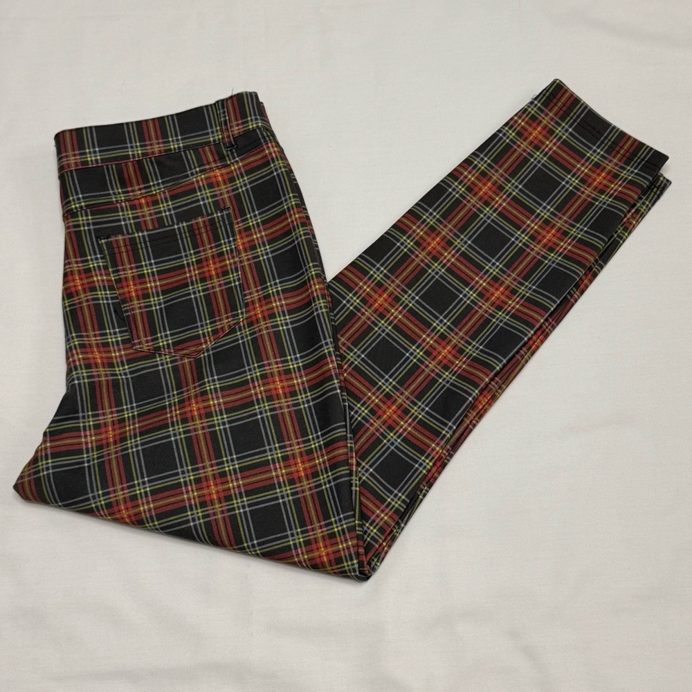Westbound women’s the slim factor fit red and yellow stripped pants size Large